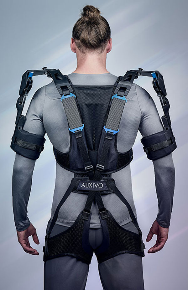 20230926-AXV-OmniSuit-SM-Front-2